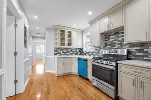 137-40 234th St, Rosedale, NY 11422 - Photo 4
