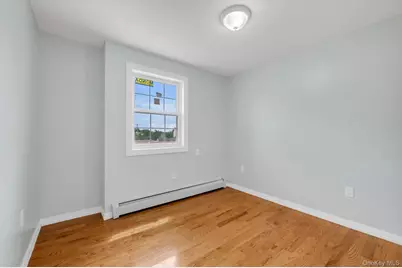 13740 234th Street, Rosedale, NY 11422 - Photo 8