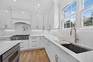 15 Glen Rd, Garden City, NY 11530 - Photo 12