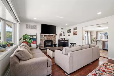 1882 Byrd Drive, East Meadow, NY 11554 - Photo 4