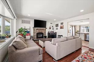 1882 Byrd Dr, East Meadow, NY 11554 - Photo 4