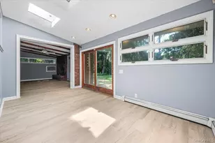 9 Tudor Rd, Farmingdale, NY 11735 - Photo 12