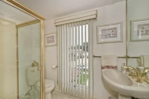 92 Bowling Ln, Deer Park, NY 11729 - Photo 18