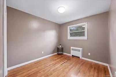 805 Tuckahoe Road, Yonkers, NY 10710 - Photo 16