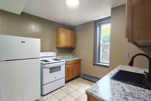 219 Mill St, Poughkeepsie, NY 12601 - Photo 4