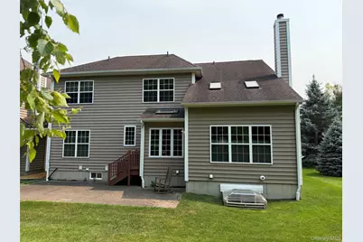 415 Vassar Place, Fishkill, NY 12524 - Photo 2