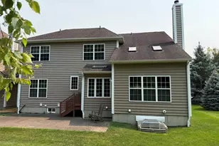 415 Vassar Pl, Fishkill, NY 12524 - Photo 2