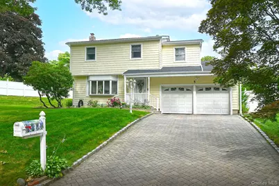 5 Trudy Court, Huntington Station, NY 11746 - Photo 1