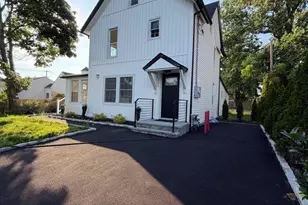 227 N Railroad Ave, Babylon, NY 11702 - Photo 2