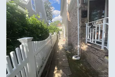 11511 172nd Street, Jamaica, NY 11434 - Photo 10