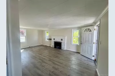[Address not provided], Holtsville, NY 11742 - Photo 2