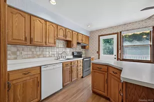 33 Seaman Rd, Circleville, NY 10919 - Photo 12