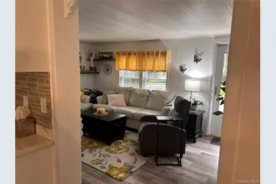 1661 Old Country Rd #471, Riverhead, NY 11901 - Photo 34