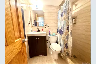 12401 7th Ave Avenue, College Point, NY 11356 - Photo 14