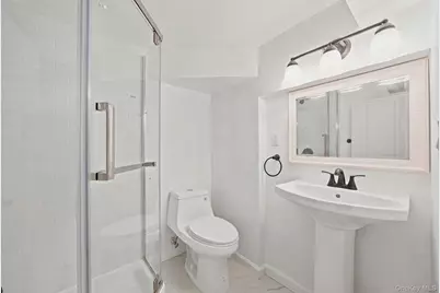 2811 Clearview Expressway, Bayside, NY 11360 - Photo 22