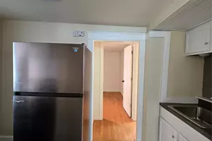 17 N Clover St, Poughkeepsie, NY 12601 - Photo 10