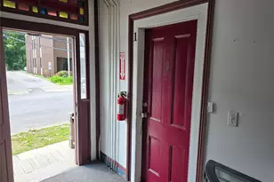 17 N Clover St, Poughkeepsie, NY 12601 - Photo 6