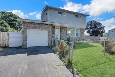 105 Madison Avenue, Brentwood, NY 11717 - Photo 1