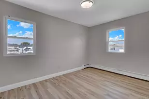 3612 Somerset Dr, Seaford, NY 11783 - Photo 14