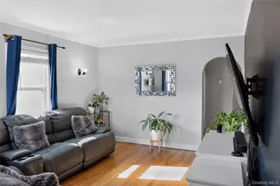 125 William St, Valley Stream, NY 11580 - Photo 4