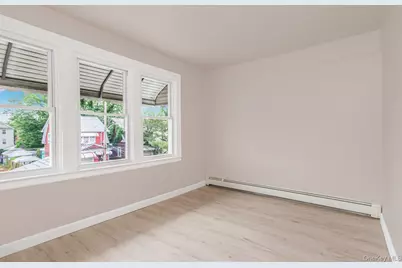 427 Taylor Avenue, Bronx, NY 10473 - Photo 10