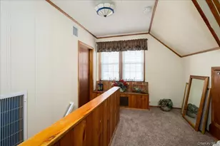 131 Euston Rd S, West Hempstead, NY 11552 - Photo 10