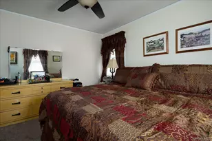 131 Euston Rd S, West Hempstead, NY 11552 - Photo 6