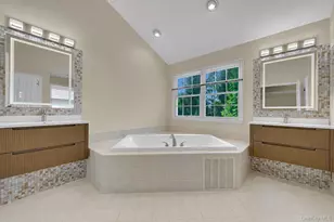 16 Eagle Ct, White Plains, NY 10605 - Photo 36