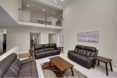 16 Eagle Court, White Plains, NY 10605 - Photo 12