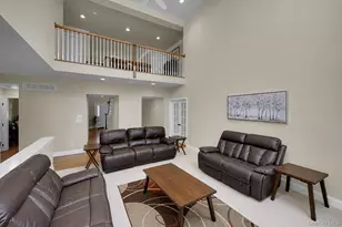 16 Eagle Ct, White Plains, NY 10605 - Photo 12
