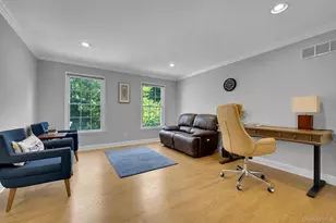 16 Eagle Ct, White Plains, NY 10605 - Photo 32
