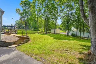 24 Woodland Dr, Wappingers Falls, NY 12590 - Photo 26