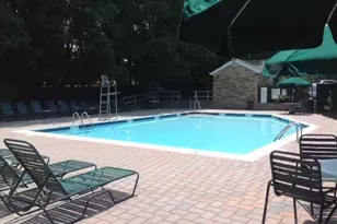 652 Veterans Hwy, Hauppauge, NY 11788 - Photo 2
