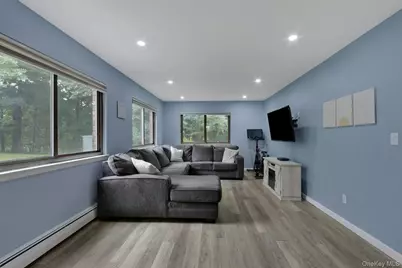 197 Sierra Vista Lane, Valley Cottage, NY 10989 - Photo 14