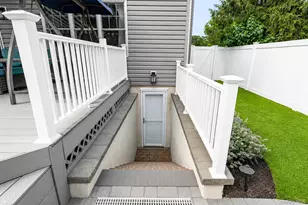70 Summerfield Dr, Holtsville, NY 11742 - Photo 50