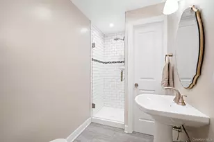 70 Summerfield Dr, Holtsville, NY 11742 - Photo 34