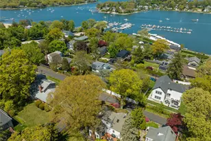 5 Harborview Ln, Huntington, NY 11743 - Photo 28