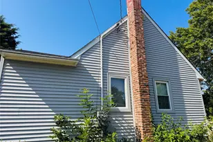 561 Center Dyre Ave, West Islip, NY 11795 - Photo 4