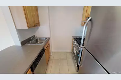 102-02 Queens Boulevard #4C, Forest Hills, NY 11375 - Photo 4