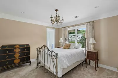 353 Centre Island Road, Oyster Bay, NY 11771 - Photo 20