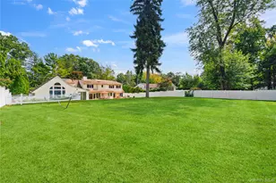 23 Wildwood Ln, Greenvale, NY 11548 - Photo 32