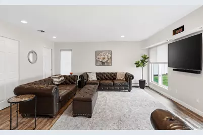 23 Wildwood Lane, Greenvale, NY 11548 - Photo 12