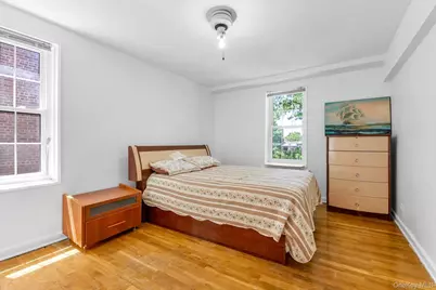 140-18 Burden Crescent #305, Briarwood, NY 11435 - Photo 8
