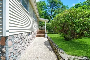 104 21st St, Wading River, NY 11792 - Photo 4