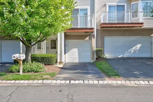 102 Crystal Hill Dr, Pomona, NY 10970 - Photo 2