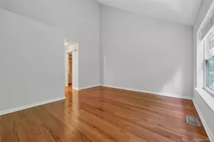 102 Crystal Hill Dr, Pomona, NY 10970 - Photo 16