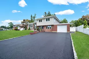 59 Eastfield Ln, Melville, NY 11747 - Photo 22