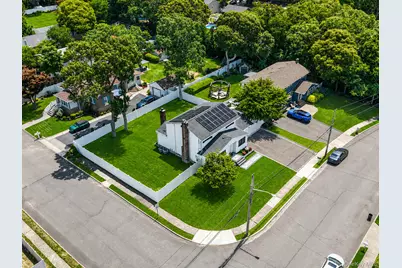 27 Galaxie Lane, Selden, NY 11784 - Photo 6
