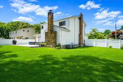 27 Galaxie Lane, Selden, NY 11784 - Photo 34