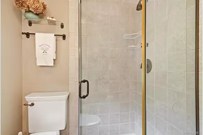 24 Preston Street, Huntington, NY 11743 - Photo 16